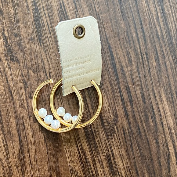 Anthropologie 14 k gold plated pearlized earring